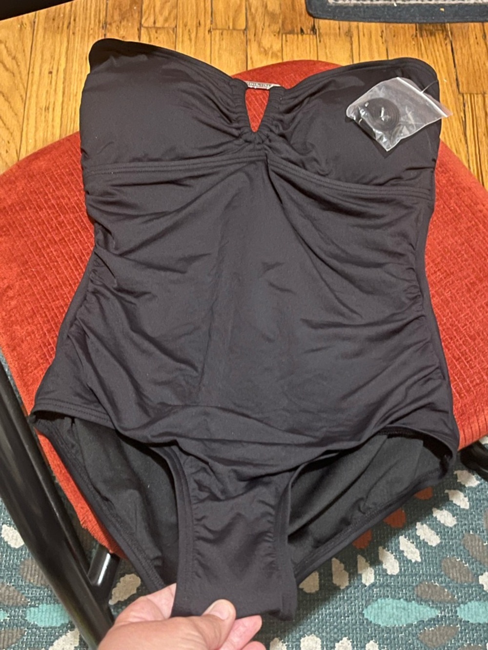 Michael Kors NWOT Black Strapless Bandeau One-Piece with key hole metal MK sign - Picture 3 of 9